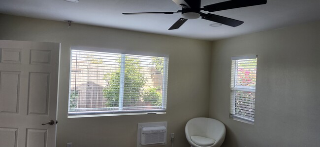 7774 Jade Coast Rd, Unit Jade in San Diego, CA - Building Photo - Building Photo