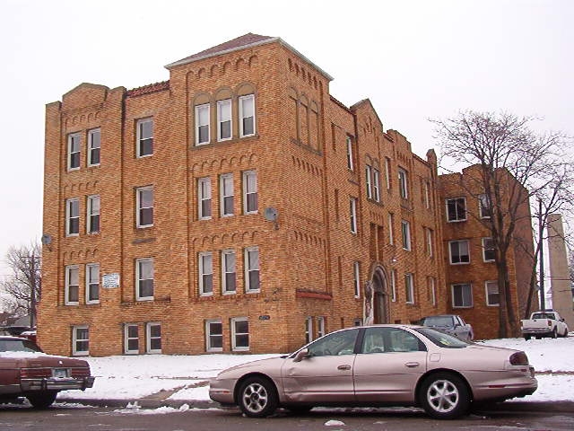 10036 Broadstreet Ave in Detroit, MI - Foto de edificio - Building Photo