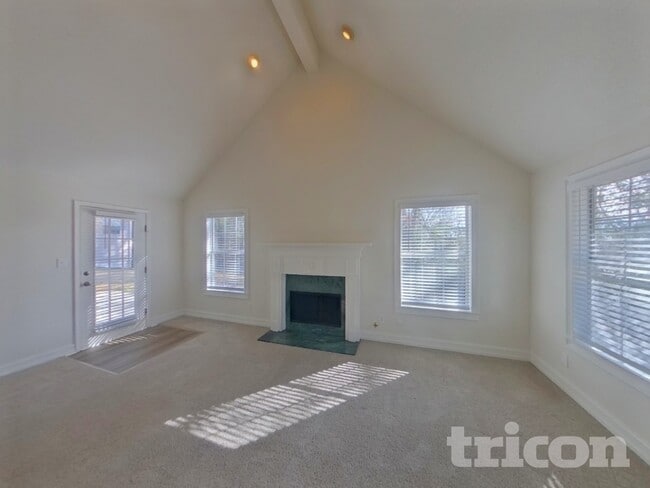 12334 Manson Glass Ct in Fayetteville, GA - Building Photo - Building Photo