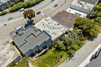 146 Portola Dr in San Francisco, CA - Building Photo - Building Photo