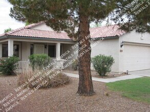 30740 Maple Chase Dr in San Tan Valley, AZ - Building Photo - Building Photo