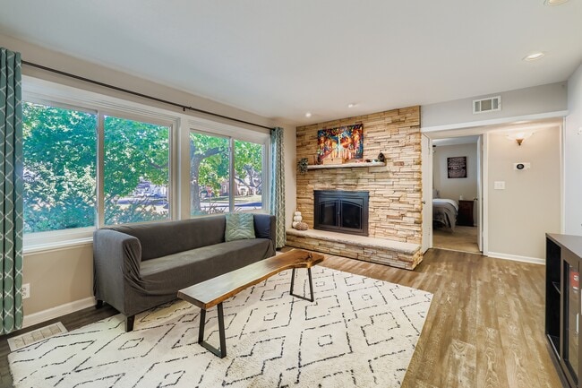 7244 Knox Ave S in Minneapolis, MN - Building Photo - Building Photo