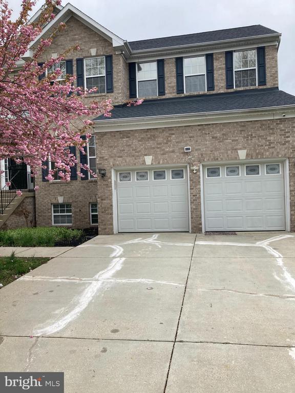 property at 4502 Forsyth Ct