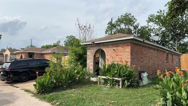 property at 12969 Blackpool Ln