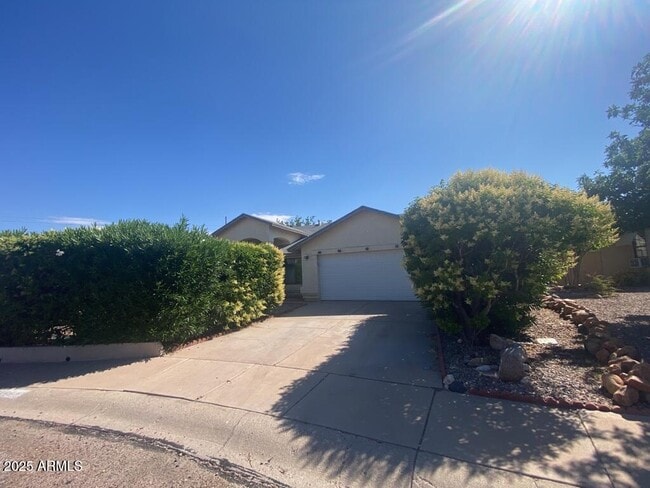 property at 2948 E Ridge Crest St