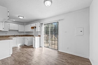 1026 Fir Pl in Greensboro, NC - Building Photo - Building Photo