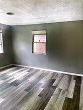 2105 Courtland Ave in Dayton, OH - Building Photo - Building Photo