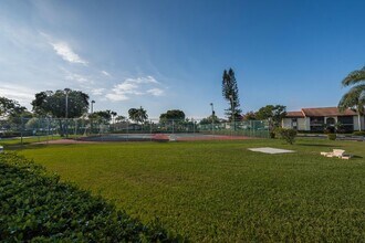 4765 Sable Pine Cir in West Palm Beach, FL - Building Photo - Building Photo