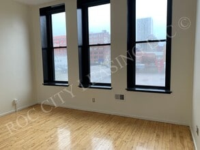 Hive@155 and Hive Andrews in Rochester, NY - Building Photo - Building Photo