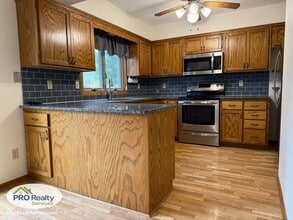 5593 Sheldon St in Shoreview, MN - Building Photo - Building Photo