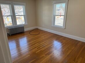 62 Willow St in Quincy, MA - Building Photo - Building Photo