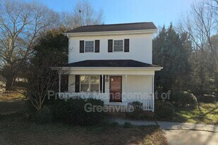 107 Fowler St in Fountain Inn, SC - Building Photo