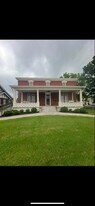 1631 S Main St in Hopkinsville, KY - Building Photo