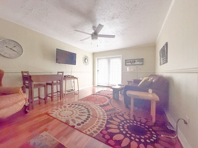 1045 E 10th St in Cookeville, TN - Building Photo - Building Photo