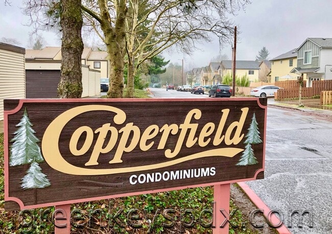 2714 SE 138th Ave in Portland, OR - Building Photo - Building Photo