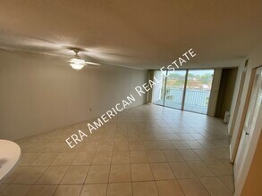 30 Moreno Point Rd in Destin, FL - Building Photo - Building Photo