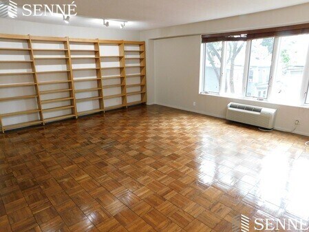 19 Chauncy St, Unit 2 in Cambridge, MA - Building Photo