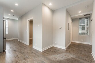 926 W 32nd Pl in Chicago, IL - Building Photo - Building Photo