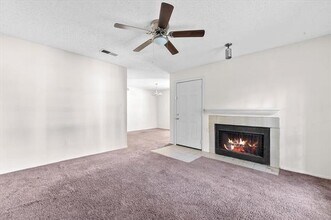 9621 Walnut St in Dallas, TX - Building Photo - Building Photo