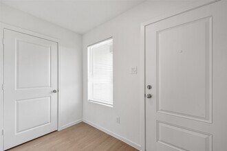 18739 Barrichello Dr in Conroe, TX - Building Photo - Building Photo