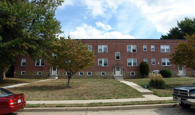 Elsa Terrace in Baltimore, MD - Building Photo - Building Photo