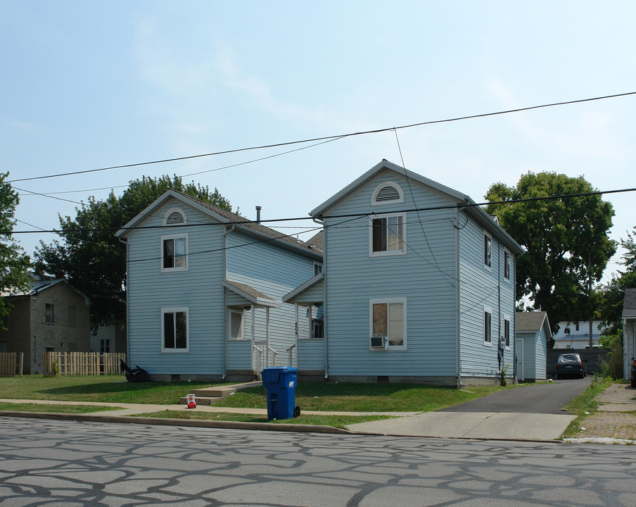 802 W Market St in Sandusky, OH - Building Photo