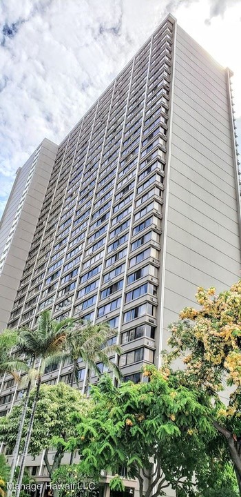 55 S Kukui St in Honolulu, HI - Foto de edificio