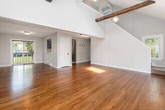 12 Beach St in Bethel, CT - Building Photo - Building Photo