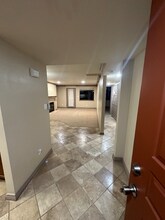 7675 N First St in Fresno, CA - Foto de edificio - Building Photo