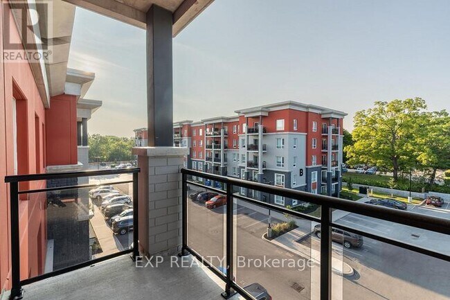 5971 Dorchester Rd in Niagara Falls, ON - Building Photo - Building Photo