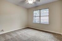 6152 Doulton Dr photo'