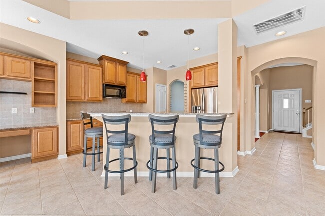 2411 Clippers Square in Houston, TX - Building Photo - Building Photo