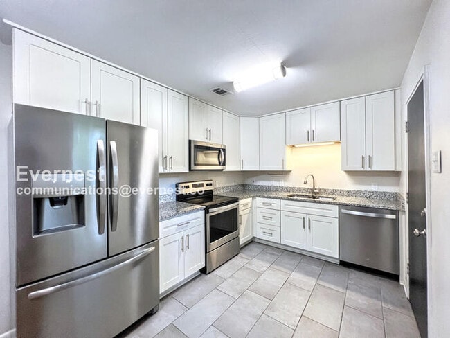 4926 Sea Isle Rd in Memphis, TN - Building Photo - Building Photo