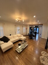 5447 Lime Ave in Long Beach, CA - Foto de edificio - Building Photo