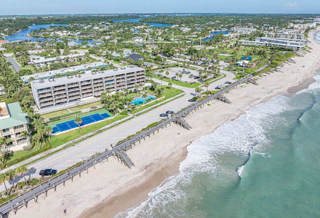 4141 Ocean Dr