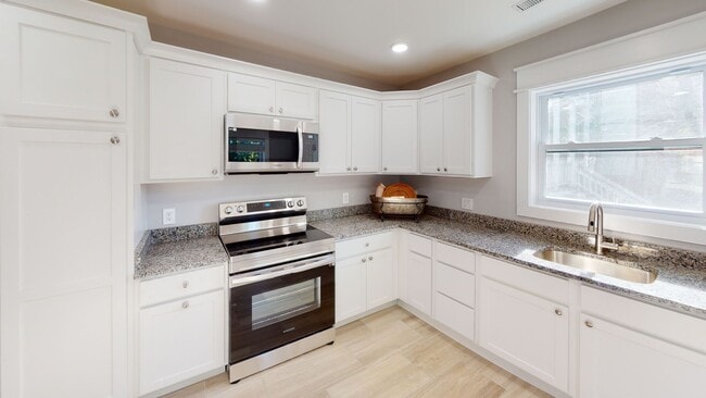 property at 1319 Forest Ave