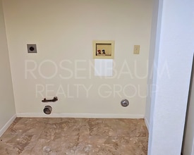 Charming & Inviting 2-bedrooms, 1-bath apartment in Prescott Valley! in Prescott Valley, AZ - Foto de edificio - Building Photo