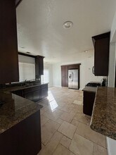 4909 W Leighson Ave in Visalia, CA - Building Photo - Building Photo