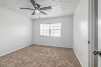 The Grove on Lane in Jacksonville, FL - Building Photo - Interior Photo