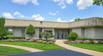 Village Creek at 67th in Tulsa, OK - Building Photo