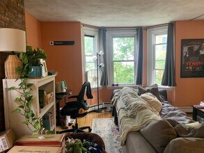 80 Elm St in Boston, MA - Building Photo - Building Photo