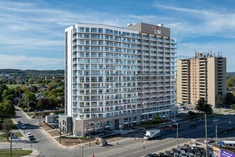 LJM Tower Condominium in Hamilton, ON - Building Photo - Building Photo