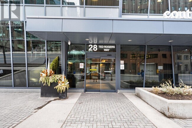 28 Ted Rogers Way in Toronto, ON - Building Photo - Building Photo