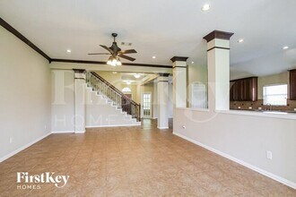 31311 Trinity Park Ln in Spring, TX - Building Photo - Building Photo
