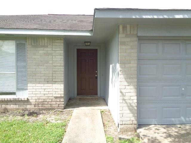 2306 Buttonhill Dr in Missouri City, TX - Building Photo - Building Photo