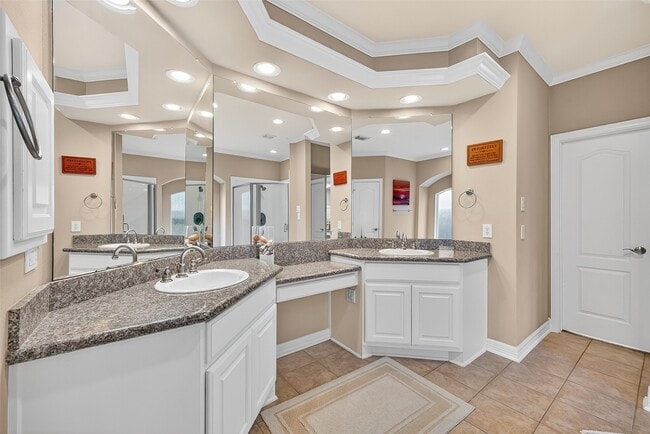 property at 3815 Cambridgeport Ct