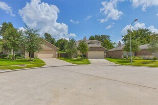 25822 Zula Dr in Tomball, TX - Building Photo
