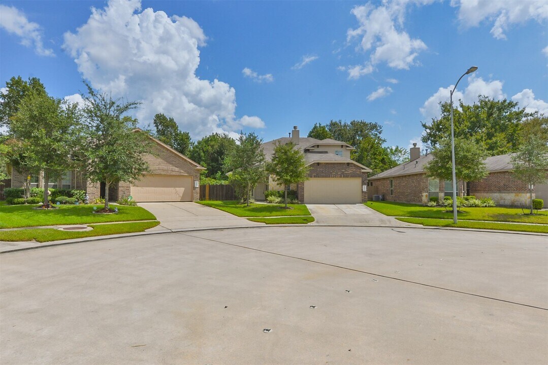 25822 Zula Dr in Tomball, TX - Building Photo