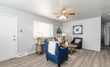 3833 W 89th Way in Westminster, CO - Building Photo - Building Photo