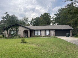 626 Georgia Ave in Hinesville, GA - Building Photo